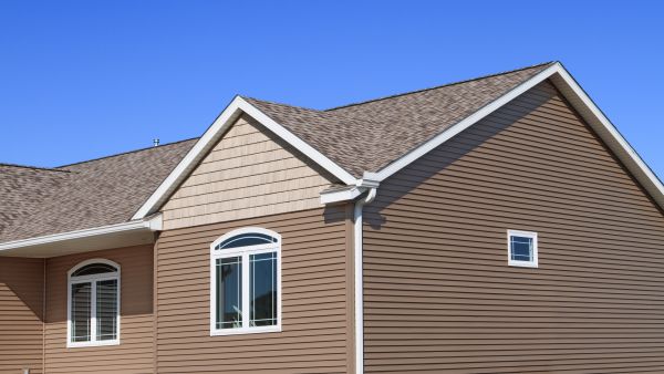 Cost of Residential Siding Service in Milton