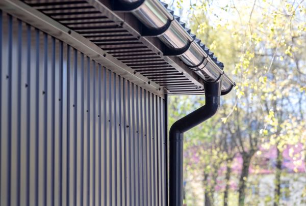 Sheet Metal Siding Repair in Milton