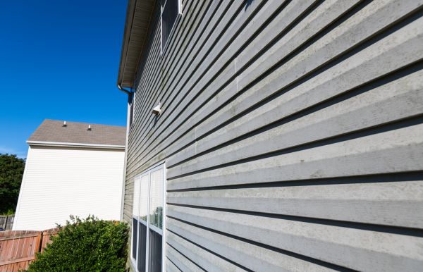 Cost of Vinyl Siding Panel Replacement in Milton