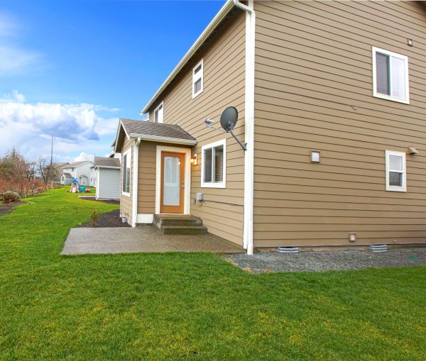 Clapboard Siding Repair in Milton